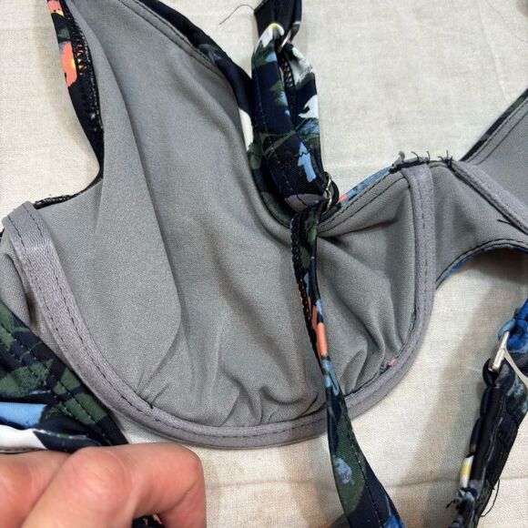Adore Me Brand Kallie Unlined Floral Bikini 36 B and Medium Bottoms - Picture 9 of 12